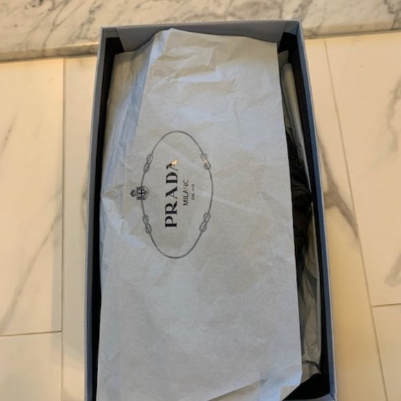 Prada leather sabot slides - Picture 6 of 6